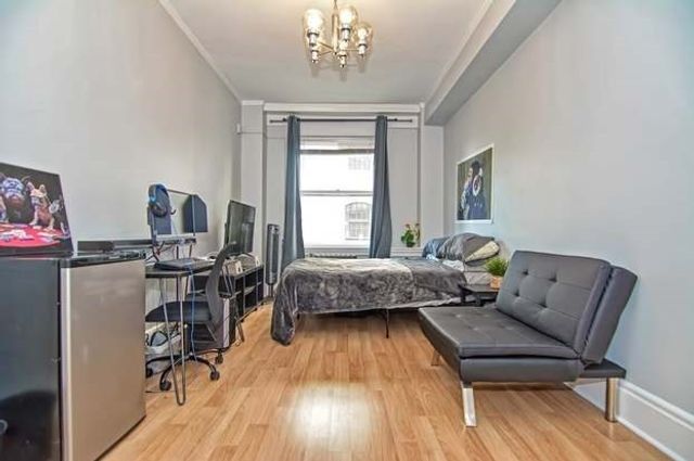 21 Beacon St 2J, Boston, MA 02108