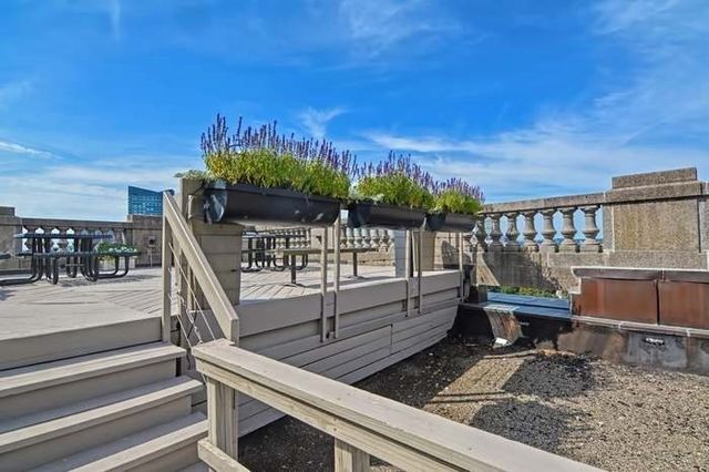 21 Beacon St 2J, Boston, MA 02108