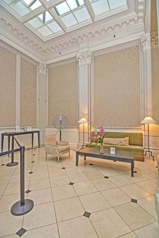 21 Beacon St 2J, Boston, MA 02108