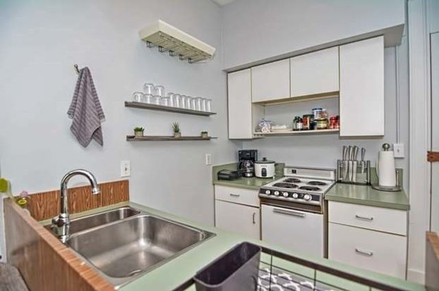 21 Beacon St 2J, Boston, MA 02108