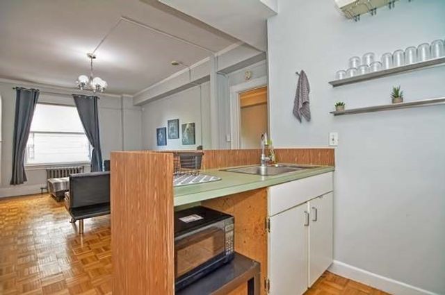 21 Beacon St 2J, Boston, MA 02108