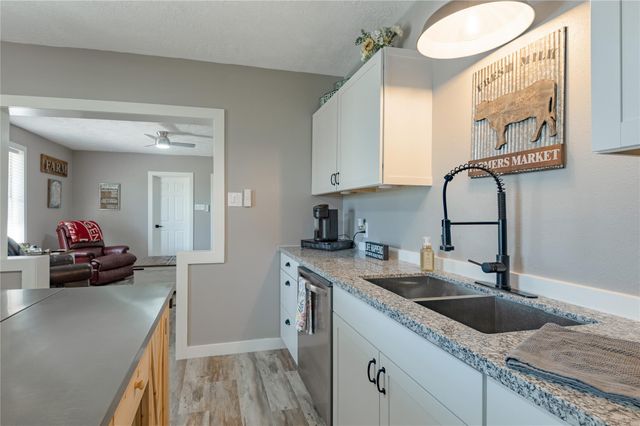 4 Jackson Road, Huntsville, TX 77320