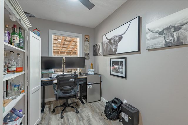 4 Jackson Road, Huntsville, TX 77320