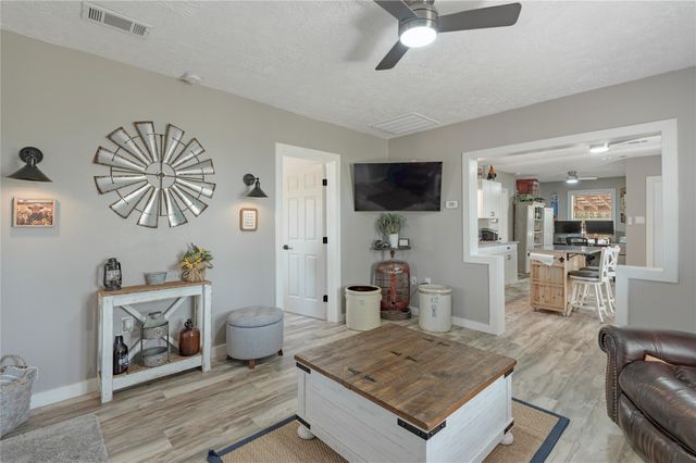 4 Jackson Road, Huntsville, TX 77320