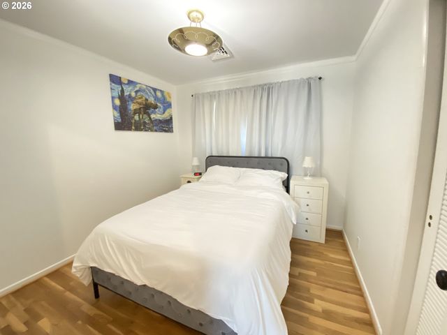 2872 SUFFOLK Ct, Eugene, OR 97401