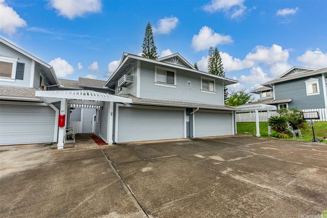94-824 Lumiauau Street W103, Waipahu, HI 96797