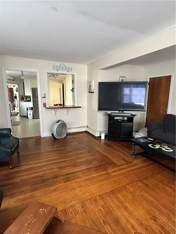 20 Annandale Road, Newport, RI 02840