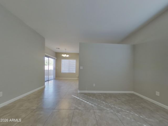 625 N HAMILTON Street 31, Chandler, AZ 85225