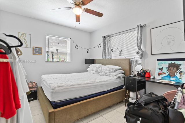 7506 NW 41st St, Coral Springs, FL 33065