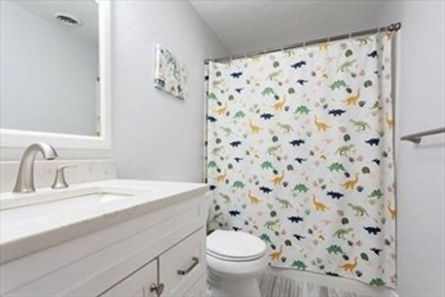 41 Lebeaux Dr 41, Shrewsbury, MA 01545