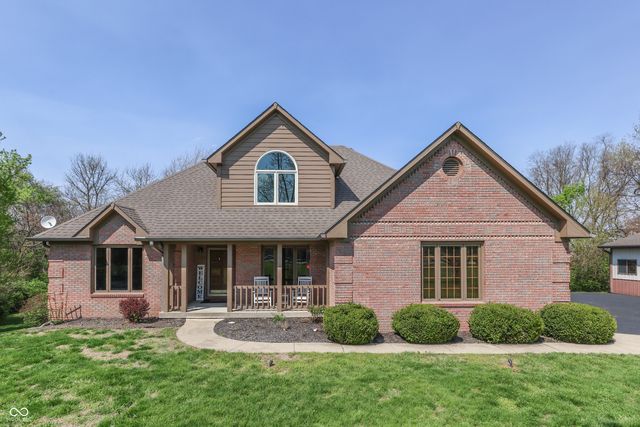 2310 W State Road 252, Trafalgar, IN 46181