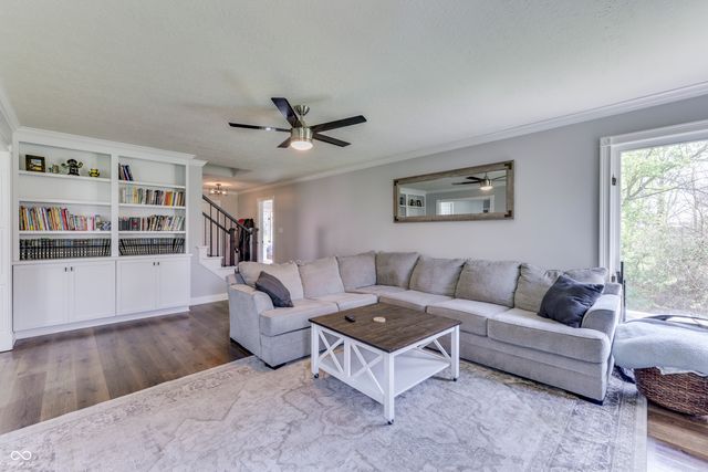 2310 W State Road 252, Trafalgar, IN 46181