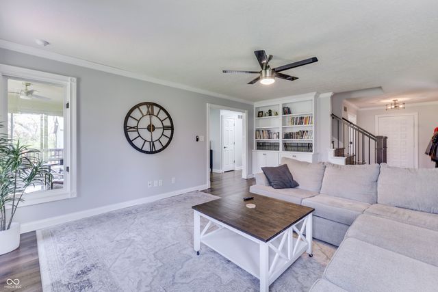 2310 W State Road 252, Trafalgar, IN 46181