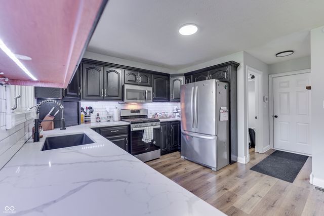 2310 W State Road 252, Trafalgar, IN 46181