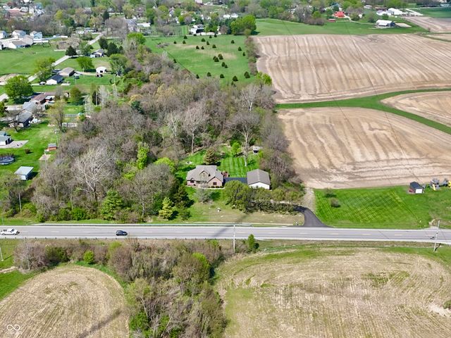 2310 W State Road 252, Trafalgar, IN 46181