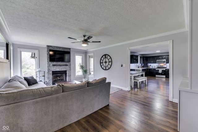 2310 W State Road 252, Trafalgar, IN 46181