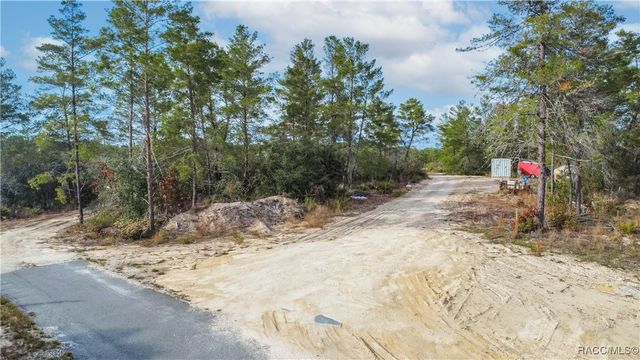 4521 W Gallagher Street, Citrus Springs, FL 34433