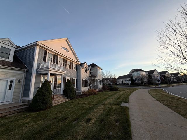 45 Meetinghouse Rd 45, Norfolk, MA 02056