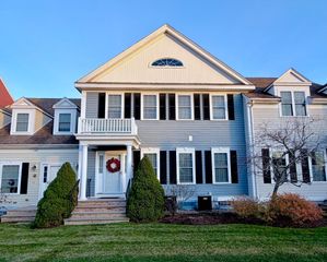 45 Meetinghouse Rd 45, Norfolk, MA 02056