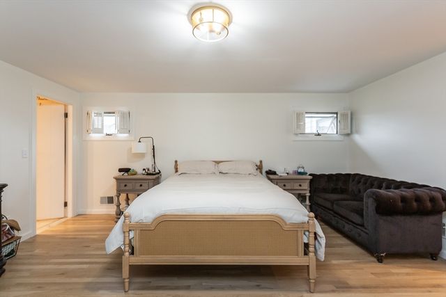 209 Jarry St, New Bedford, MA 02745