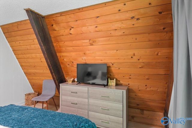 2406 Crockett Circle, Guntersville, AL 35976