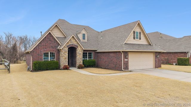 2651 N 17th Street, Broken Arrow, OK 74012