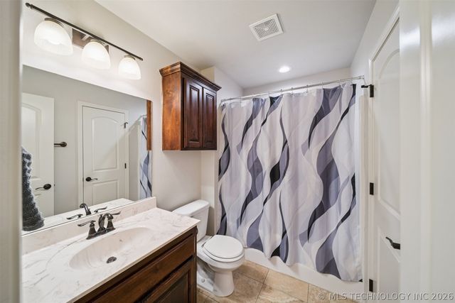 2651 N 17th Street, Broken Arrow, OK 74012