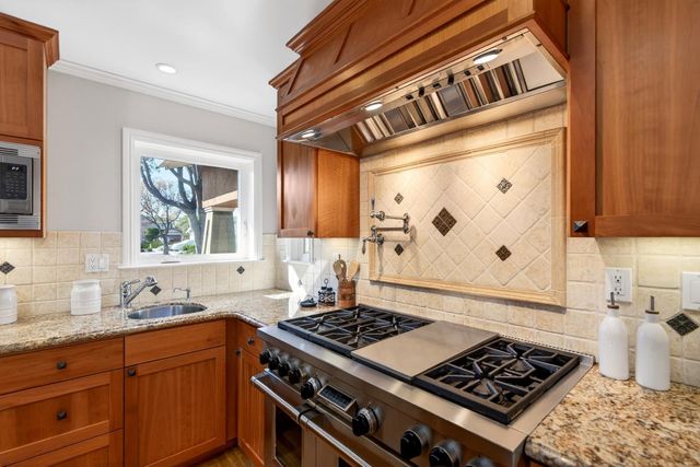 1452 La Crosse Drive, Sunnyvale, CA 94087