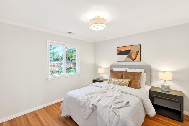 1452 La Crosse Drive, Sunnyvale, CA 94087