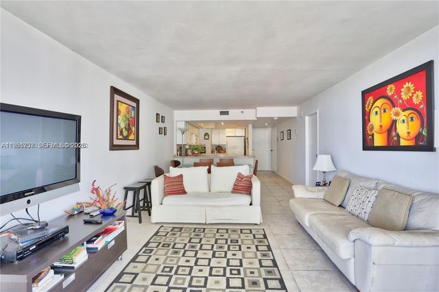 555 NE 15th St 10G, Miami, FL 33132