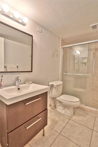 555 NE 15th St 10G, Miami, FL 33132