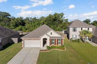 21455 Field Glen Dr, Zachary, LA 70791