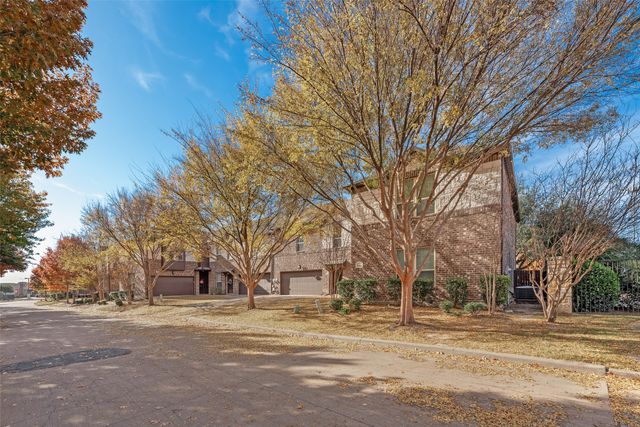 5007 Venecia Way, Grand Prairie, TX 75052