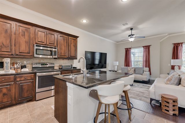 5007 Venecia Way, Grand Prairie, TX 75052