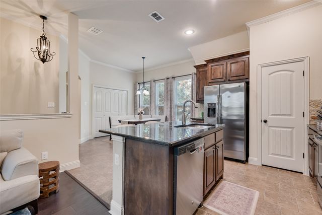 5007 Venecia Way, Grand Prairie, TX 75052