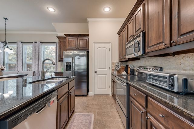 5007 Venecia Way, Grand Prairie, TX 75052