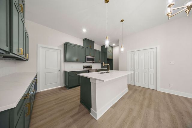 1630 Bessie Street, Fort Worth, TX 76104