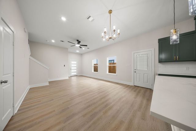1630 Bessie Street, Fort Worth, TX 76104