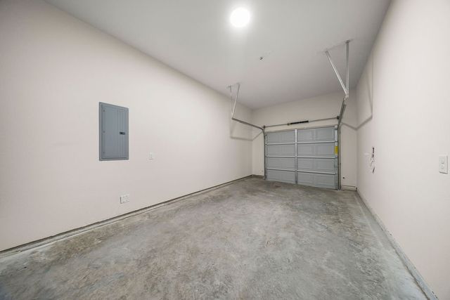 1630 Bessie Street, Fort Worth, TX 76104