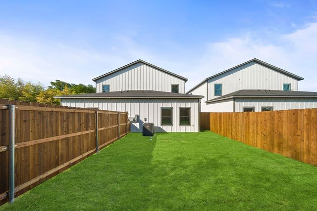 1630 Bessie Street, Fort Worth, TX 76104