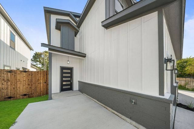 1630 Bessie Street, Fort Worth, TX 76104