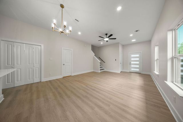 1630 Bessie Street, Fort Worth, TX 76104