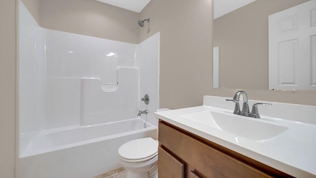 2956 Brisbane Drive, Valparaiso, IN 46385