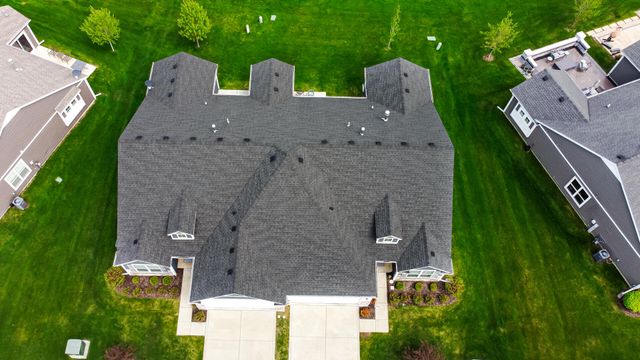 2956 Brisbane Drive, Valparaiso, IN 46385
