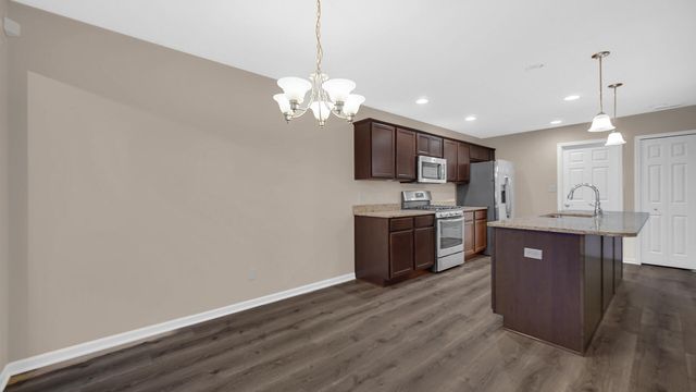 2956 Brisbane Drive, Valparaiso, IN 46385