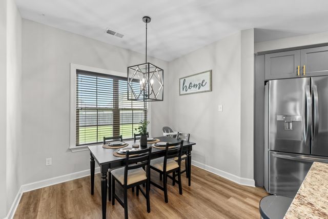60 JAMES CV, Oakland, TN 38060