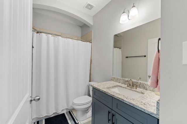60 JAMES CV, Oakland, TN 38060
