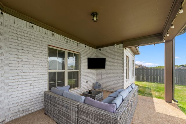 60 JAMES CV, Oakland, TN 38060