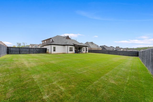 60 JAMES CV, Oakland, TN 38060
