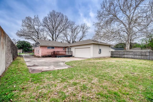 718 Devonshire Drive, Richardson, TX 75080